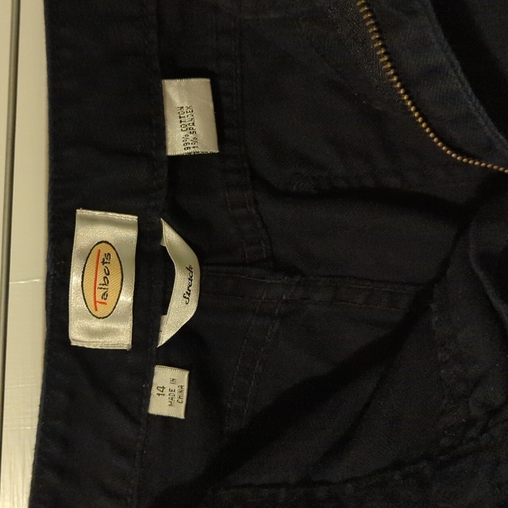Talbots Black Denim Capris Size 14 Stretch Summer - Picture 6 of 10